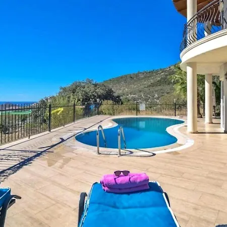 Villa 3 Bedroom Seaview With Private Pool *