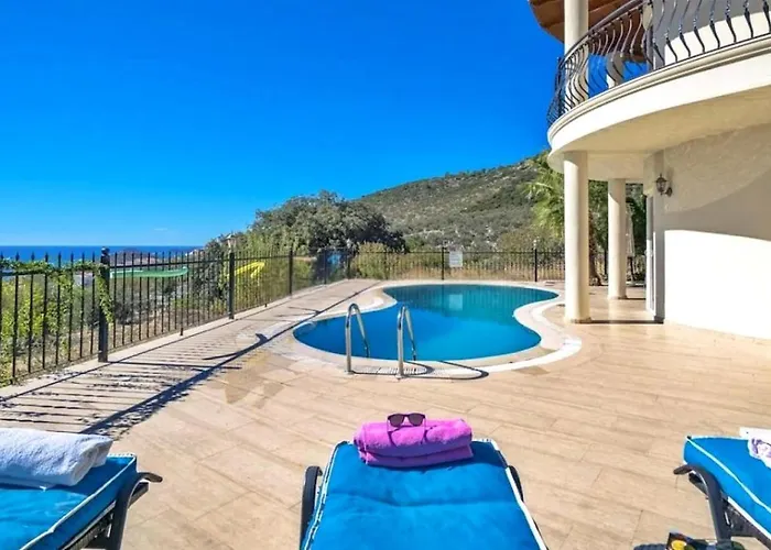 Villa 3 Bedroom Seaview With Private Pool *