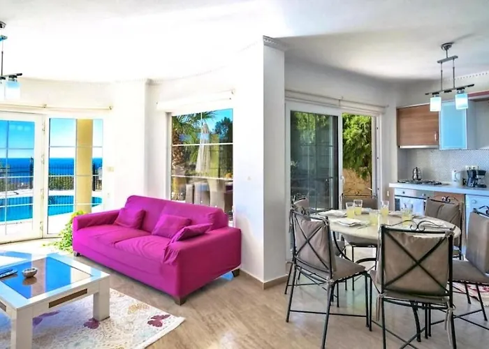 3 Bedroom Seaview With Private Pool Villa *