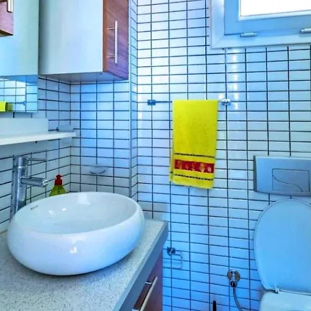 3 Bedroom Seaview With Private Pool *